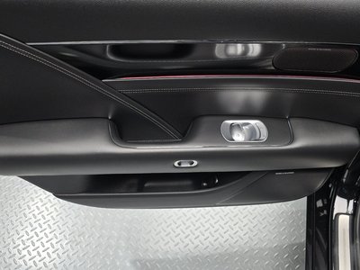 2022 Genesis G90 (RS4) — миниатюра 14