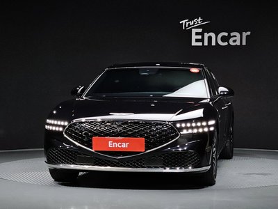 2022 Genesis G90 photo 2