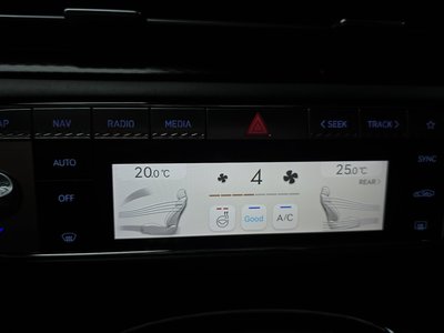 2022 Genesis G90 (RS4) — миниатюра 24