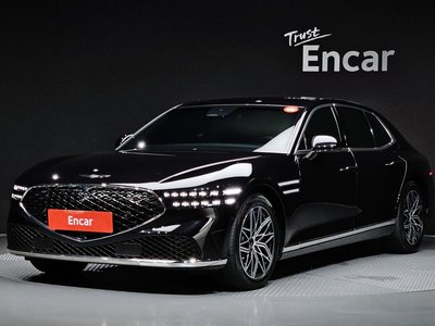 2022 Genesis G90 photo 1