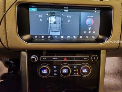 2017 LAND Rover RANGE ROVER — миниатюра 17