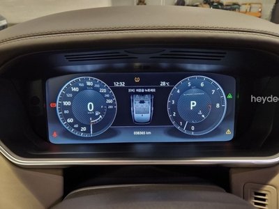 2017 LAND Rover RANGE ROVER — миниатюра 12