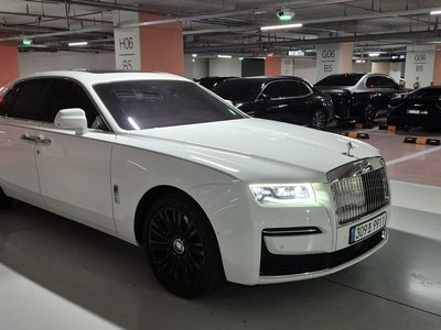 ROLLS-ROYCE GHOST - 1