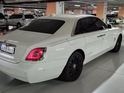 ROLLS-ROYCE GHOST - 2
