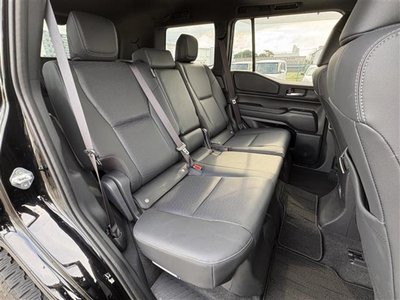 2025 Toyota LAND CRUISER 250 thumbnail 16