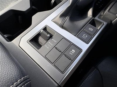 2025 Toyota LAND CRUISER 250 thumbnail 27