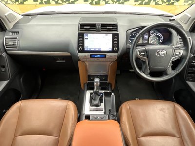 TOYOTA LAND CRUISER PRADO - 2