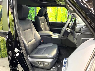 TOYOTA LAND CRUISER 250 - 7