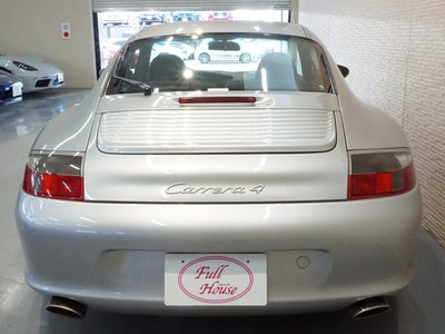 PORSCHE 911 - 9