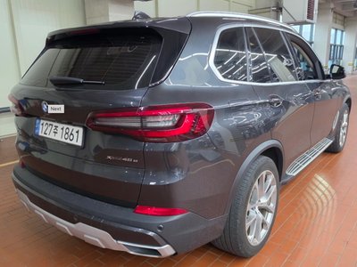 صورة 5 لـ 2021 BMW X5