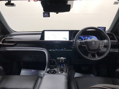 صورة 9 لـ 2023 Toyota CROWN SPORT