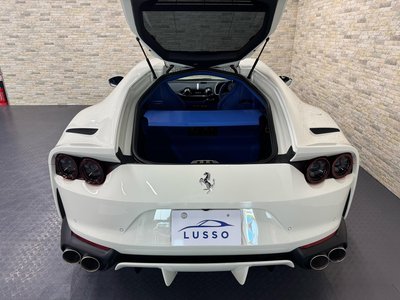 FERRARI 812 SUPERFAST - 5