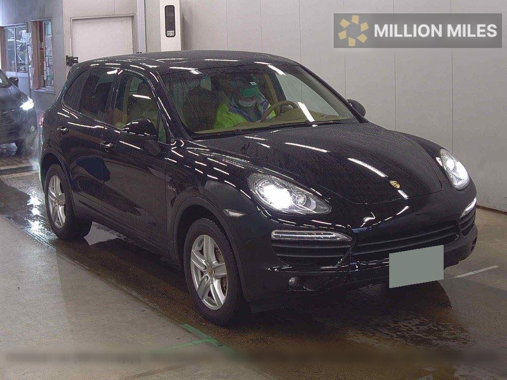 PORSCHE CAYENNE - View 1