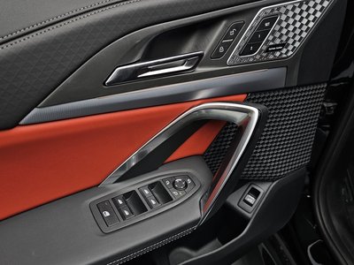 2025 BMW X2 thumbnail 24