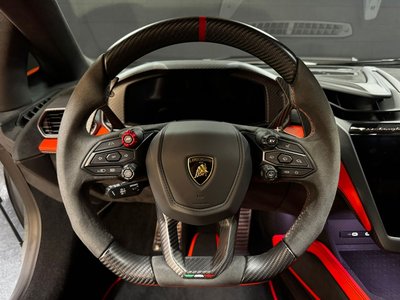 2025 Lamborghini REVUELTO — миниатюра 13