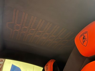 2025 Lamborghini REVUELTO — миниатюра 18