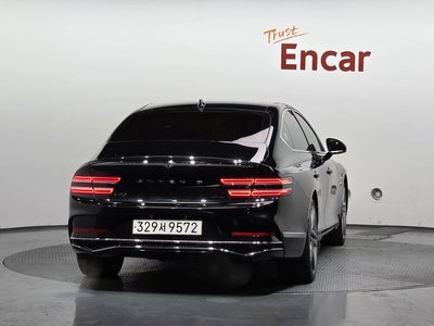 GENESIS G80 (RG3) - 4