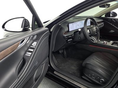 GENESIS G80 (RG3) - 10