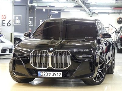 BMW 7 SERIES