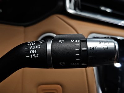 2022 LAND Rover RANGE ROVER VELAR thumbnail 32