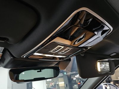 2022 LAND Rover RANGE ROVER VELAR thumbnail 30