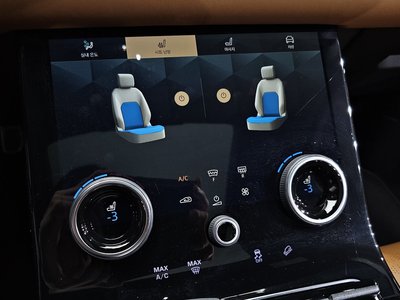 2022 LAND Rover RANGE ROVER VELAR thumbnail 25