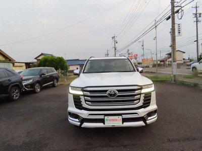 TOYOTA LAND CRUISER - 9