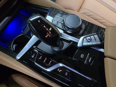 2023 BMW 5 SERIES — миниатюра 12