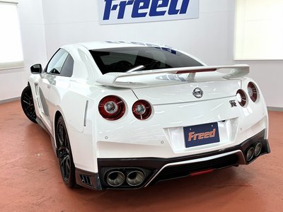 NISSAN GT-R - 9