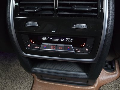 2021 BMW X5 thumbnail 30