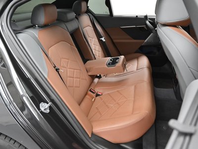 2024 BMW I5 缩略图 12