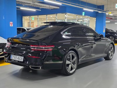 GENESIS G80 (RG3) - 2