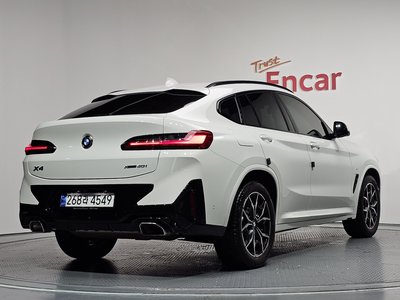 2023 BMW X4 photo 6