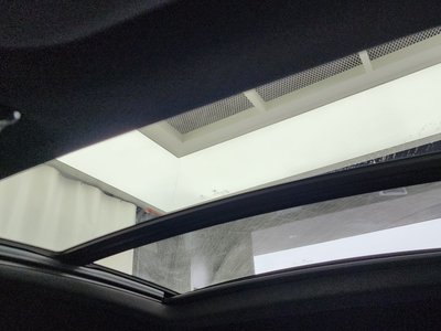 2023 BMW X4 — миниатюра 25