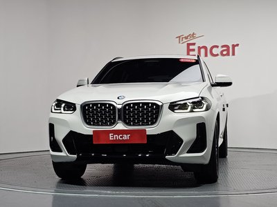2023 BMW X4 photo 2