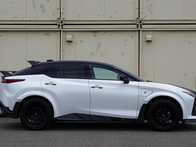 2024 Lexus RZ 照片 3