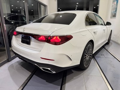 MERCEDES-BENZ E-CLASS - 3