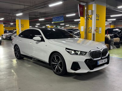 BMW 5 SERIES - 2