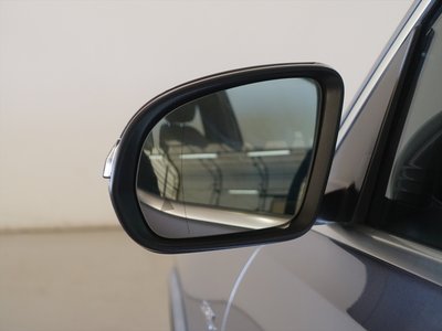 MERCEDES-BENZ GLB AMG - 6