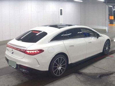 MERCEDES-BENZ EQS - 2