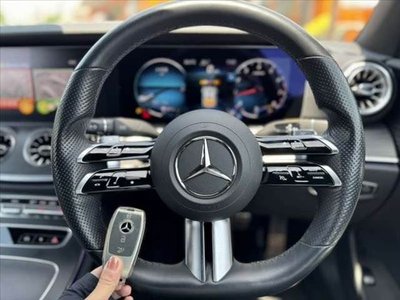 MERCEDES-BENZ E-CLASS - 5