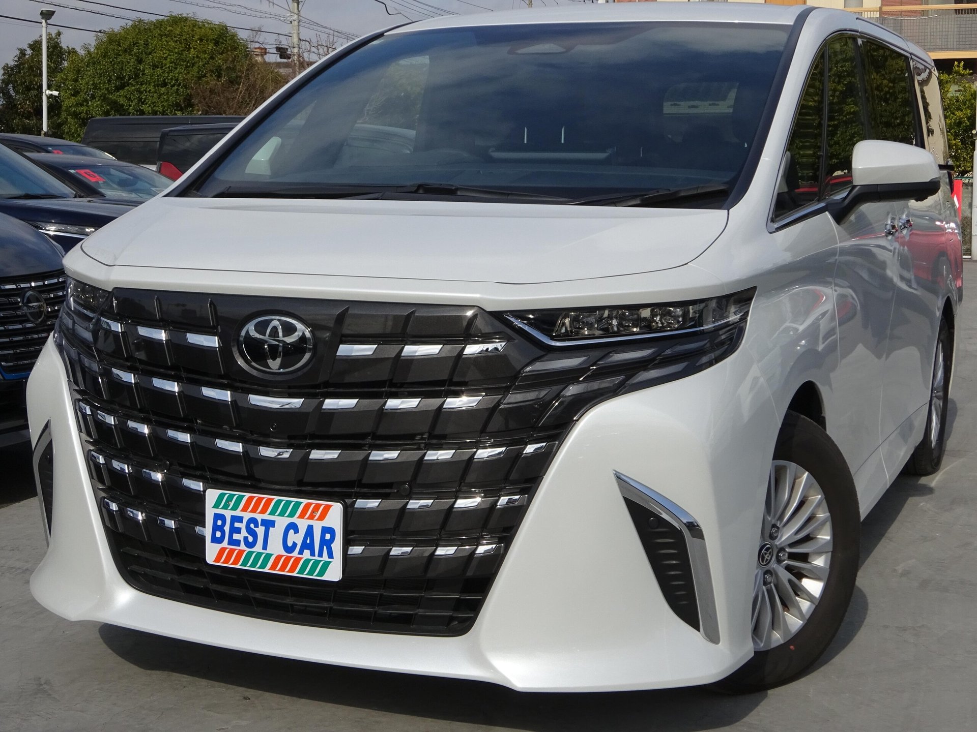 TOYOTA ALPHARD - View 1