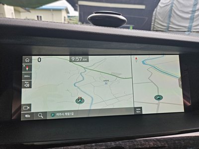 2021 Genesis G90 thumbnail 15