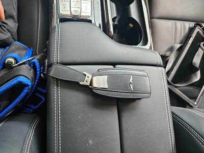 2021 Genesis G90 thumbnail 20