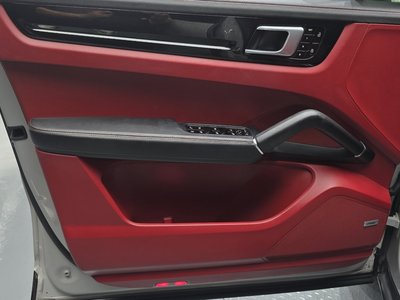 2021 Porsche CAYENNE — миниатюра 14