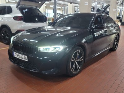 صورة 4 لـ 2023 BMW 3 SERIES