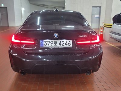 صورة 2 لـ 2023 BMW 3 SERIES