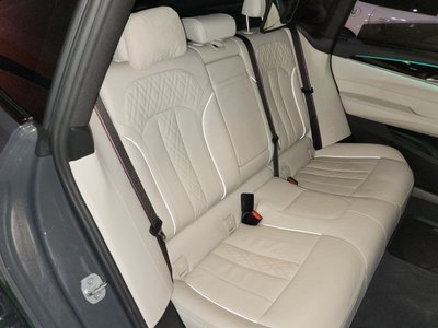 BMW 6 SERIES GT - 7