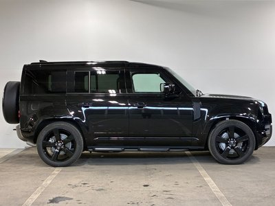 LAND ROVER DEFENDER - 10