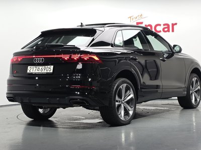 صورة 3 لـ 2024 AUDI Q8
